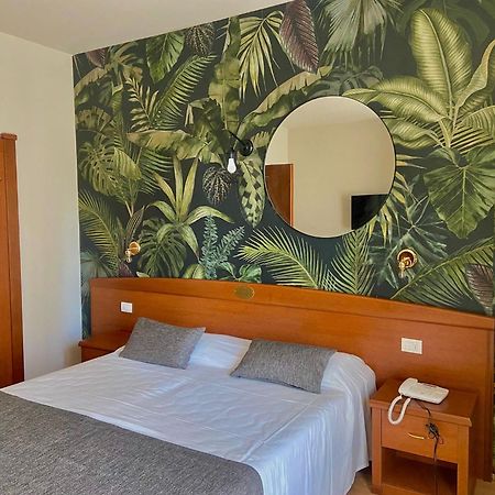 Hotel Al Sole Bardolino Exteriör bild